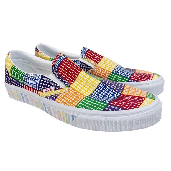 NWT Vans Classic Slip On Sneaker Pride Multi True White Mens 10 New VN0A33TB3WJ - Picture 2 of 10